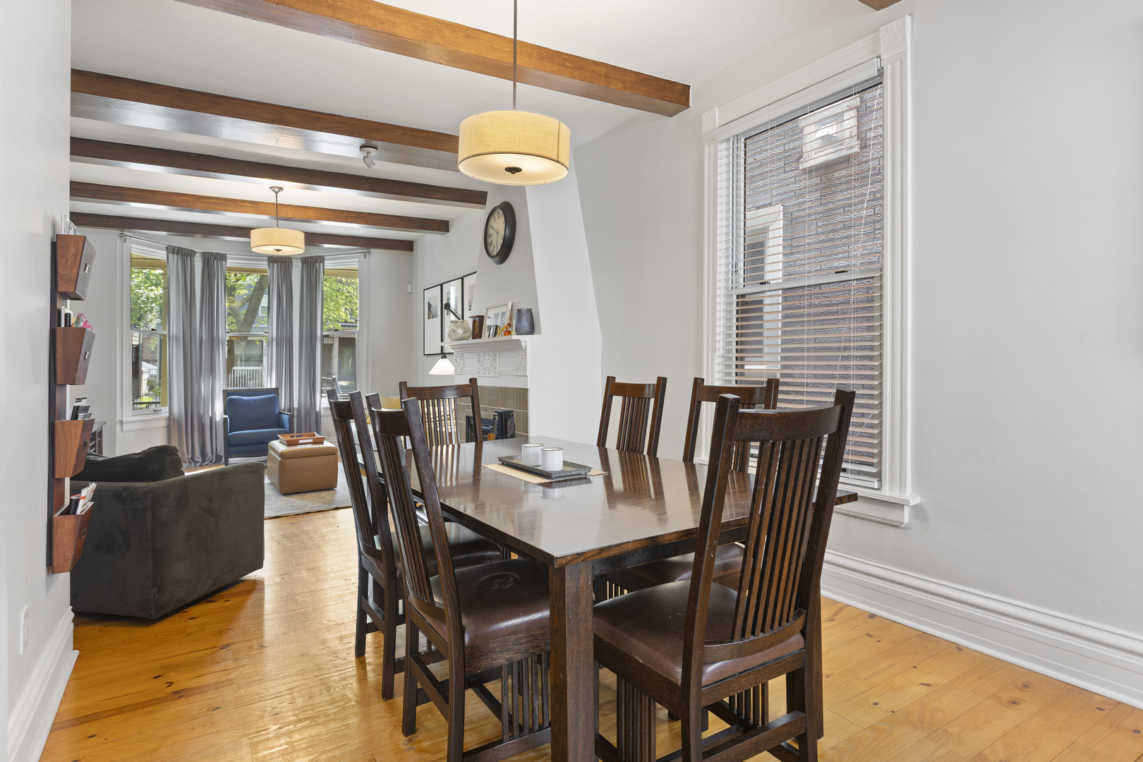 3438 N Paulina Street