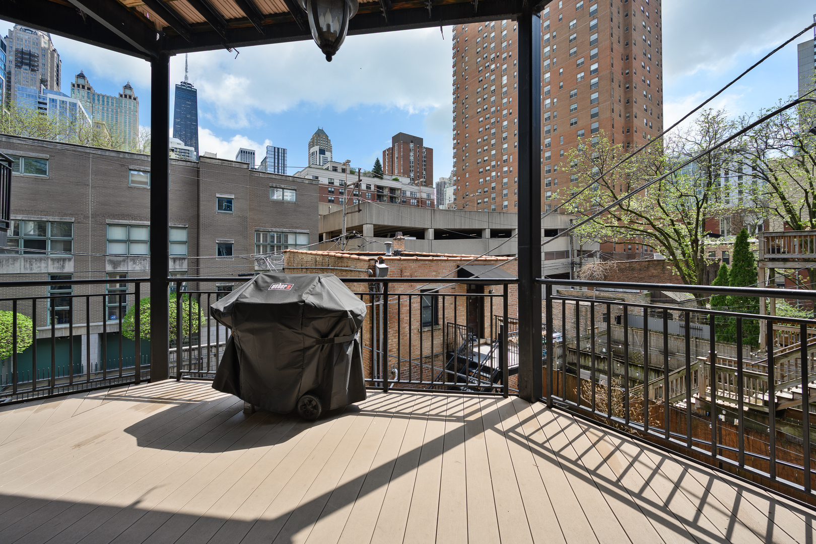 875 N La Salle Drive Unit: 2S
