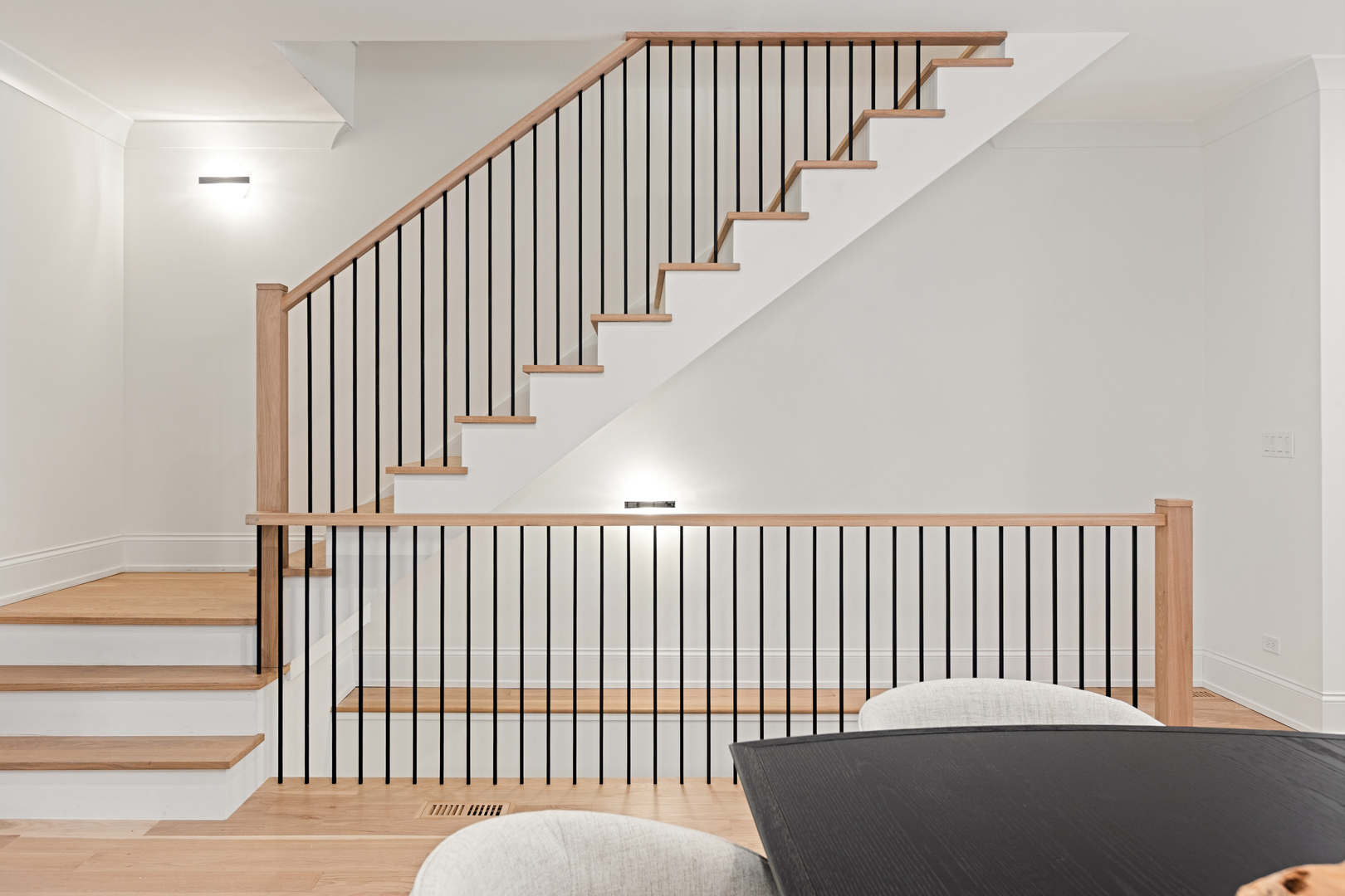 3711 N Magnolia Avenue