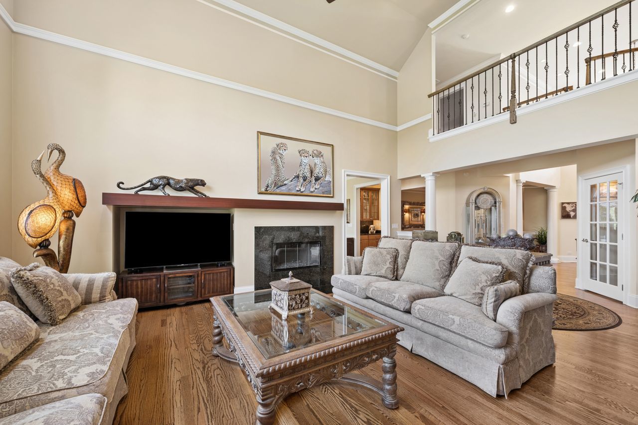 1029 Ridgeview Drive