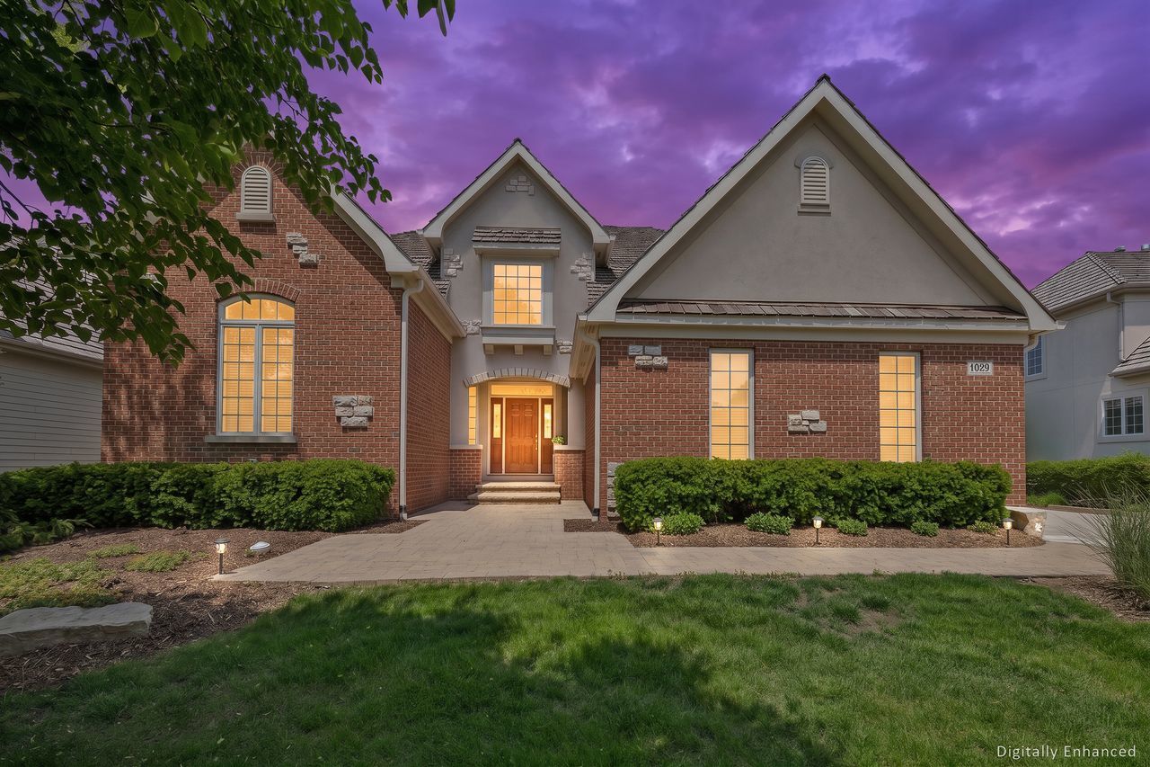 1029 Ridgeview Drive