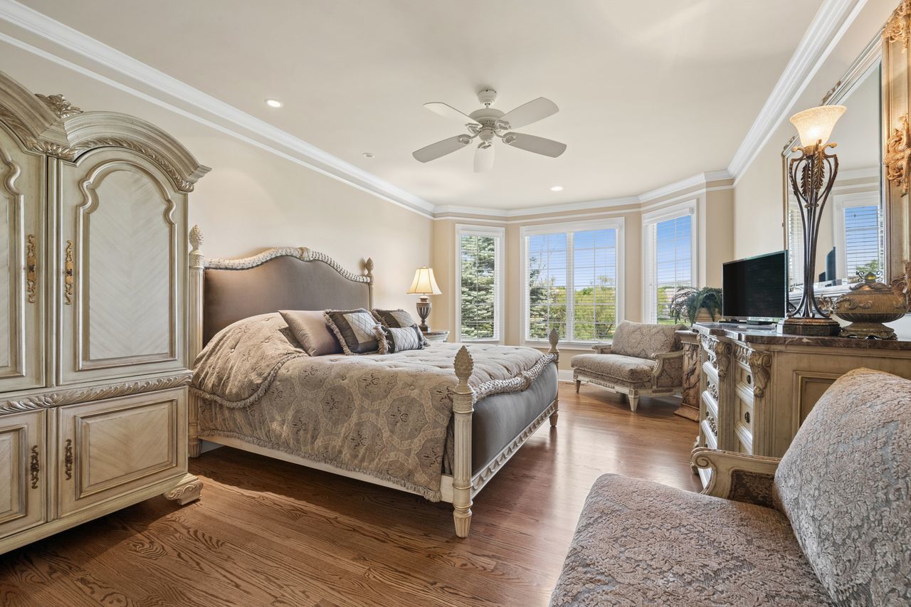 1029 Ridgeview Drive