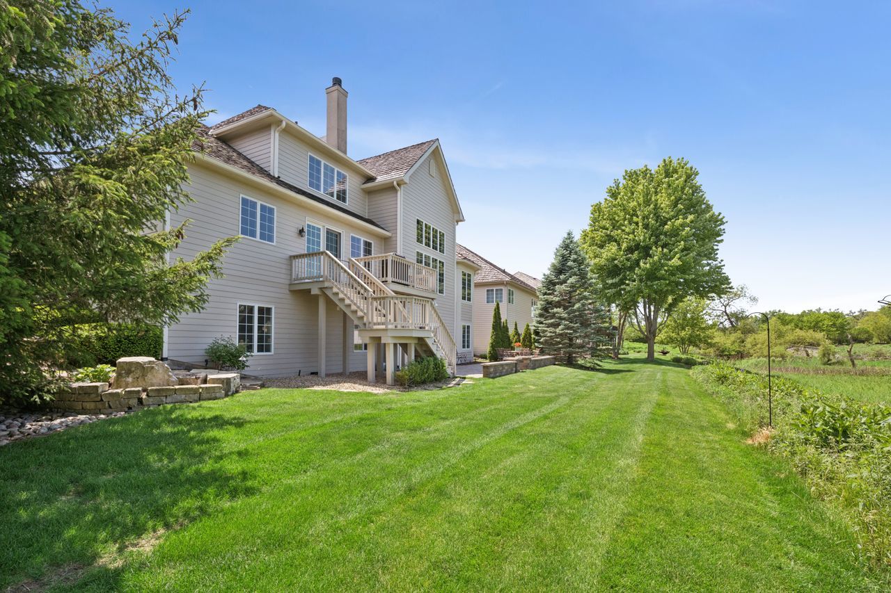 1029 Ridgeview Drive