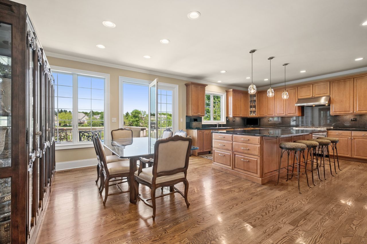 1029 Ridgeview Drive