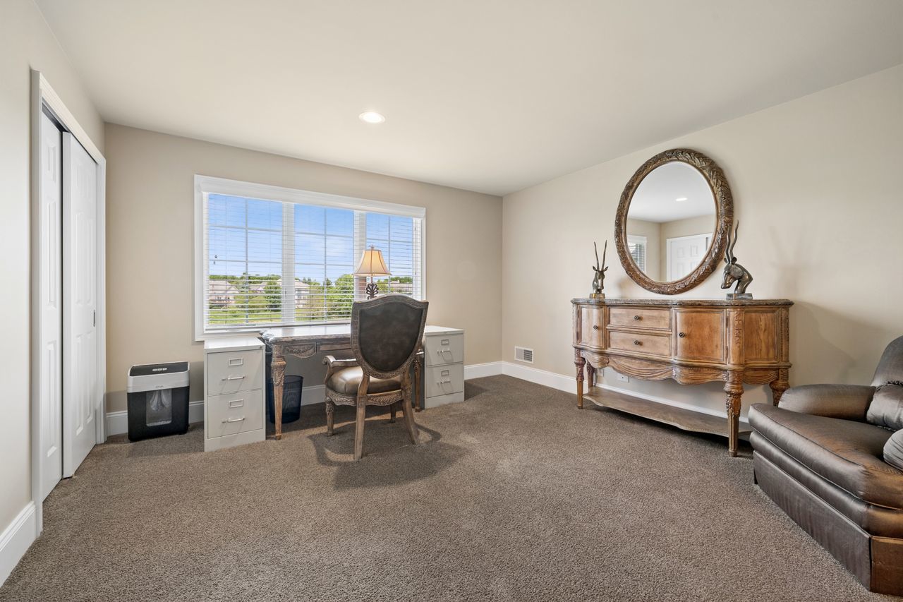 1029 Ridgeview Drive