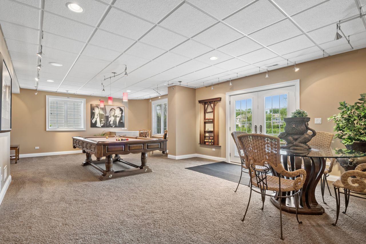 1029 Ridgeview Drive