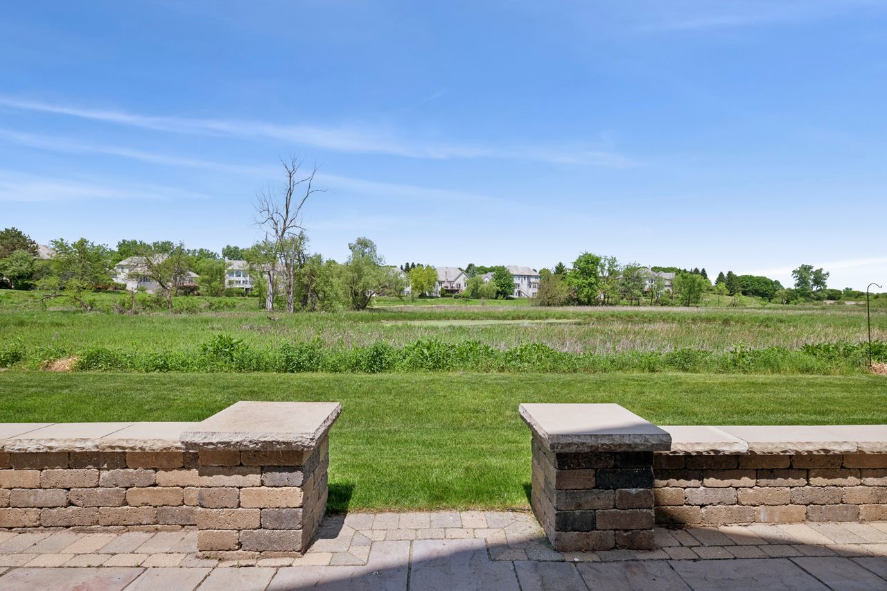 1029 Ridgeview Drive
