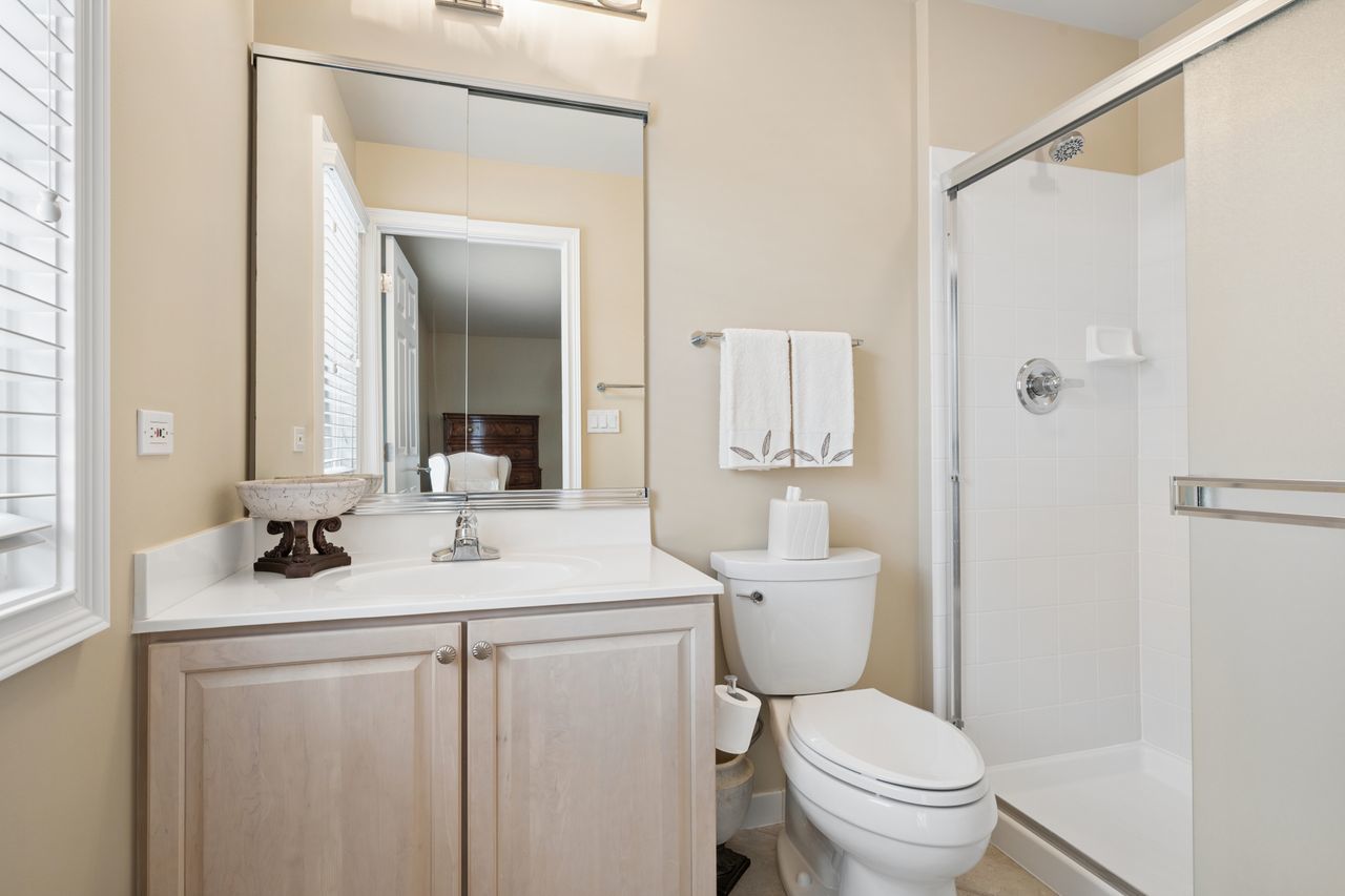 1029 Ridgeview Drive