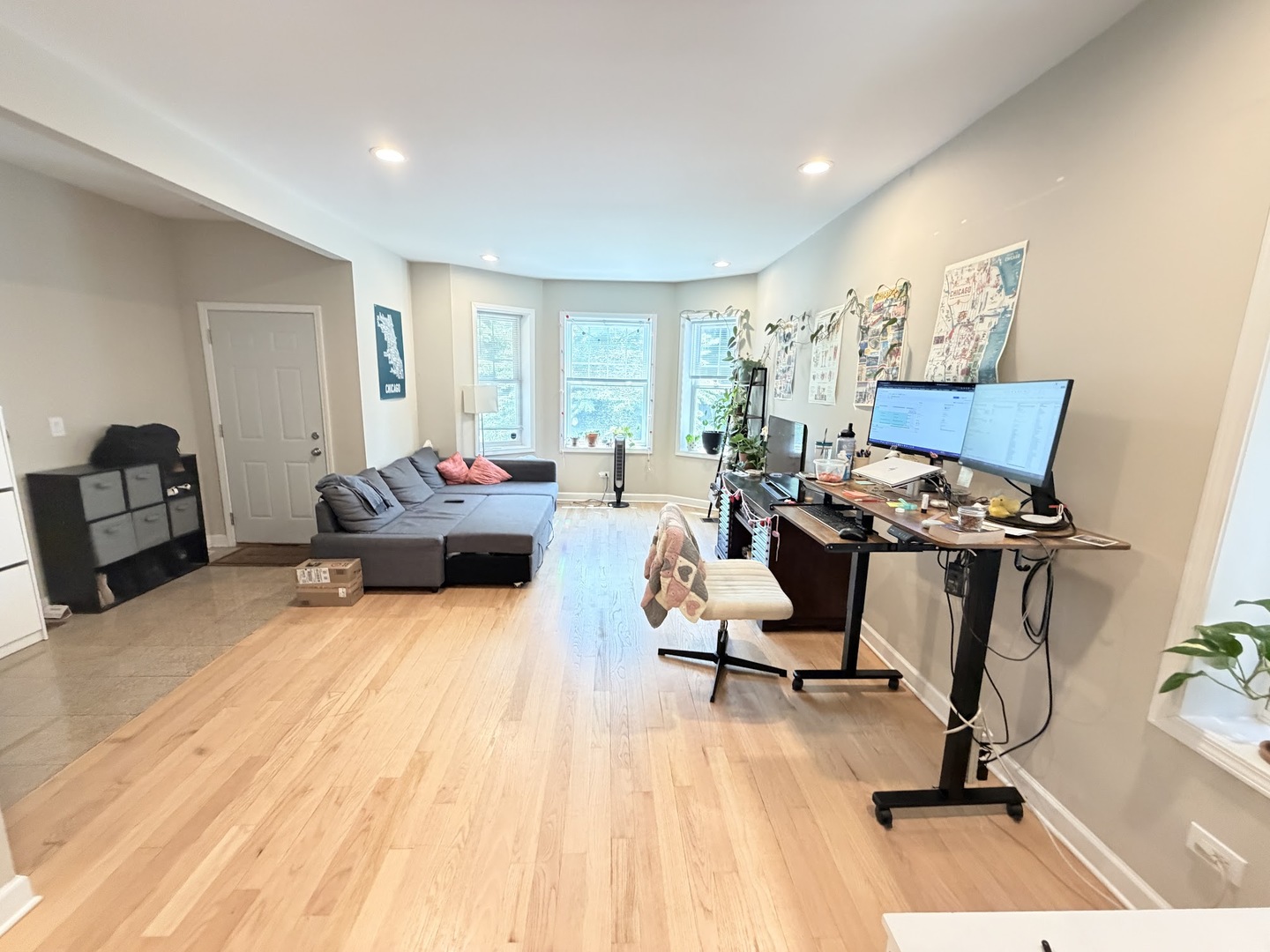 1330 W Roscoe Street Unit: 1