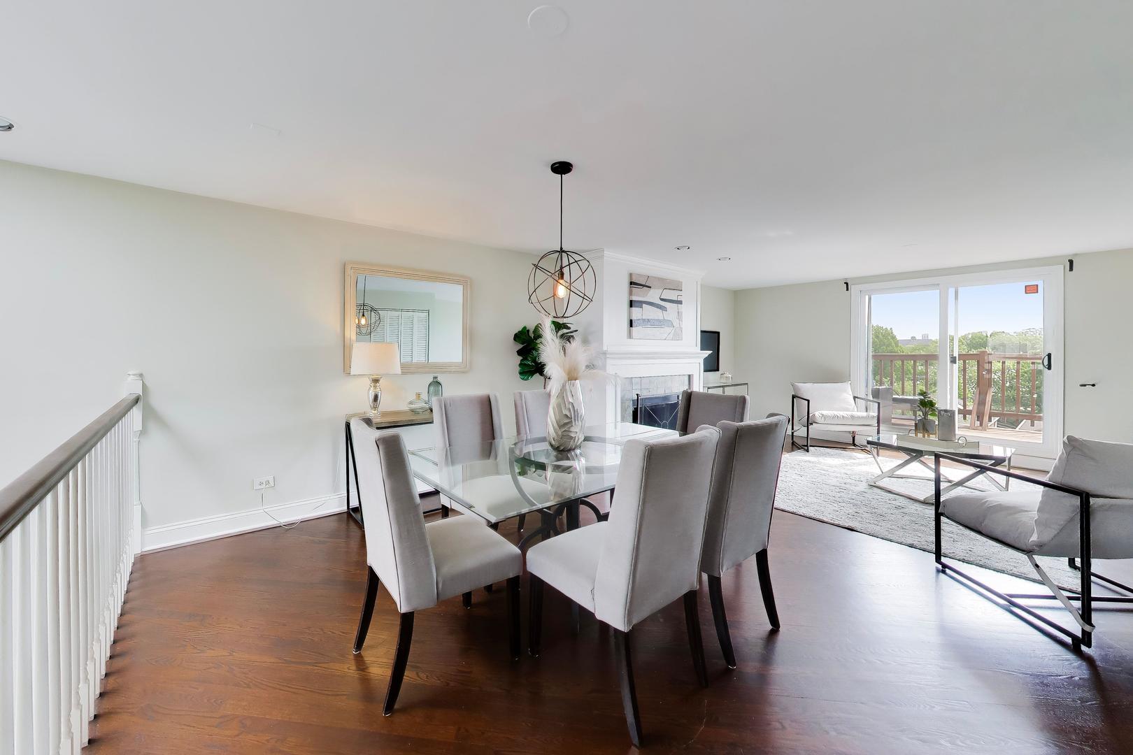 2133 N SOUTHPORT Avenue Unit: 3