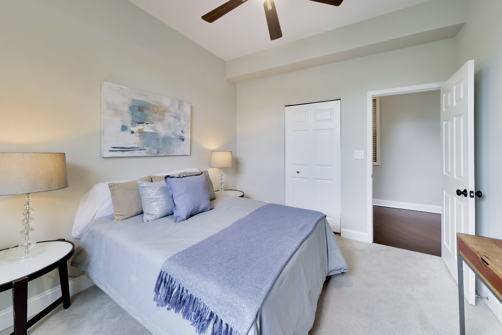 2133 N SOUTHPORT Avenue Unit: 3