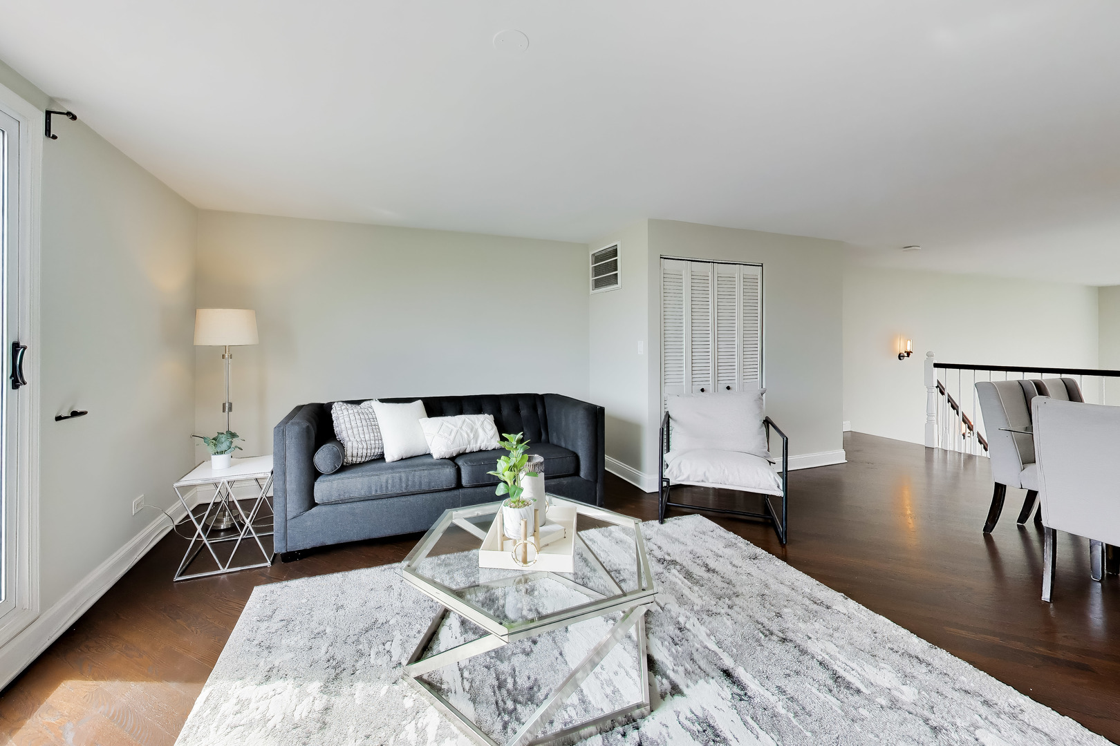 2133 N SOUTHPORT Avenue Unit: 3