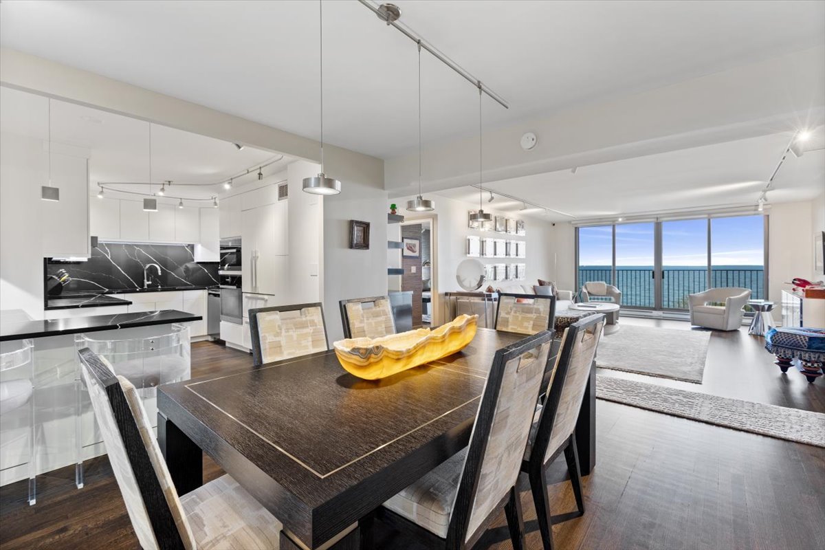 1212 N Lake Shore Drive Unit: 6BN