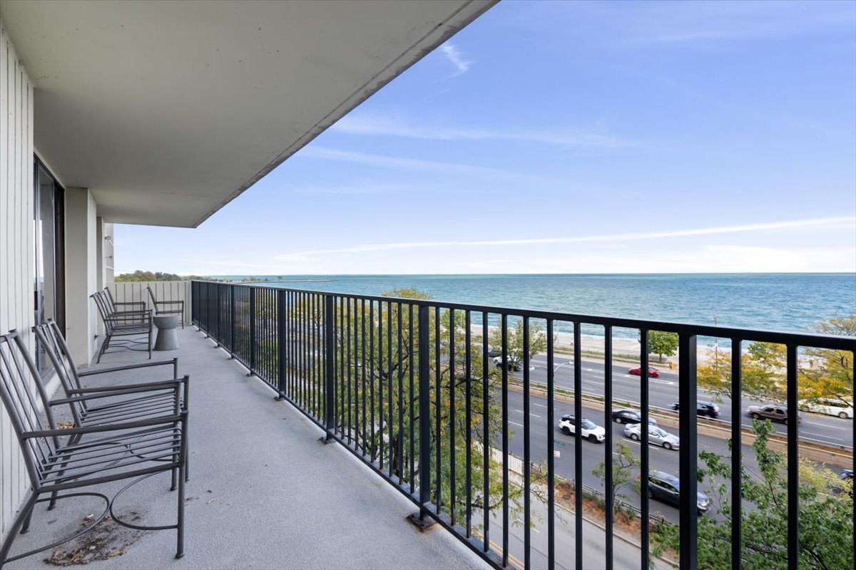 1212 N Lake Shore Drive Unit: 6BN