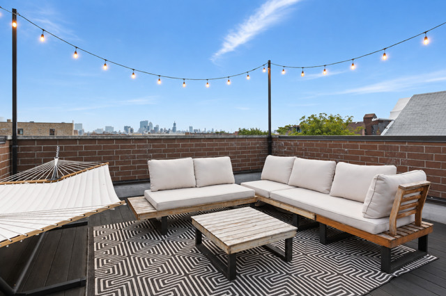 1810 S Racine Avenue Unit: 3