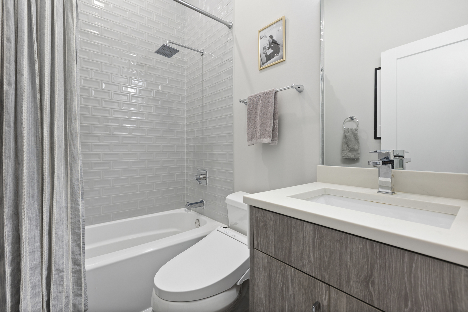 1810 S Racine Avenue Unit: 3