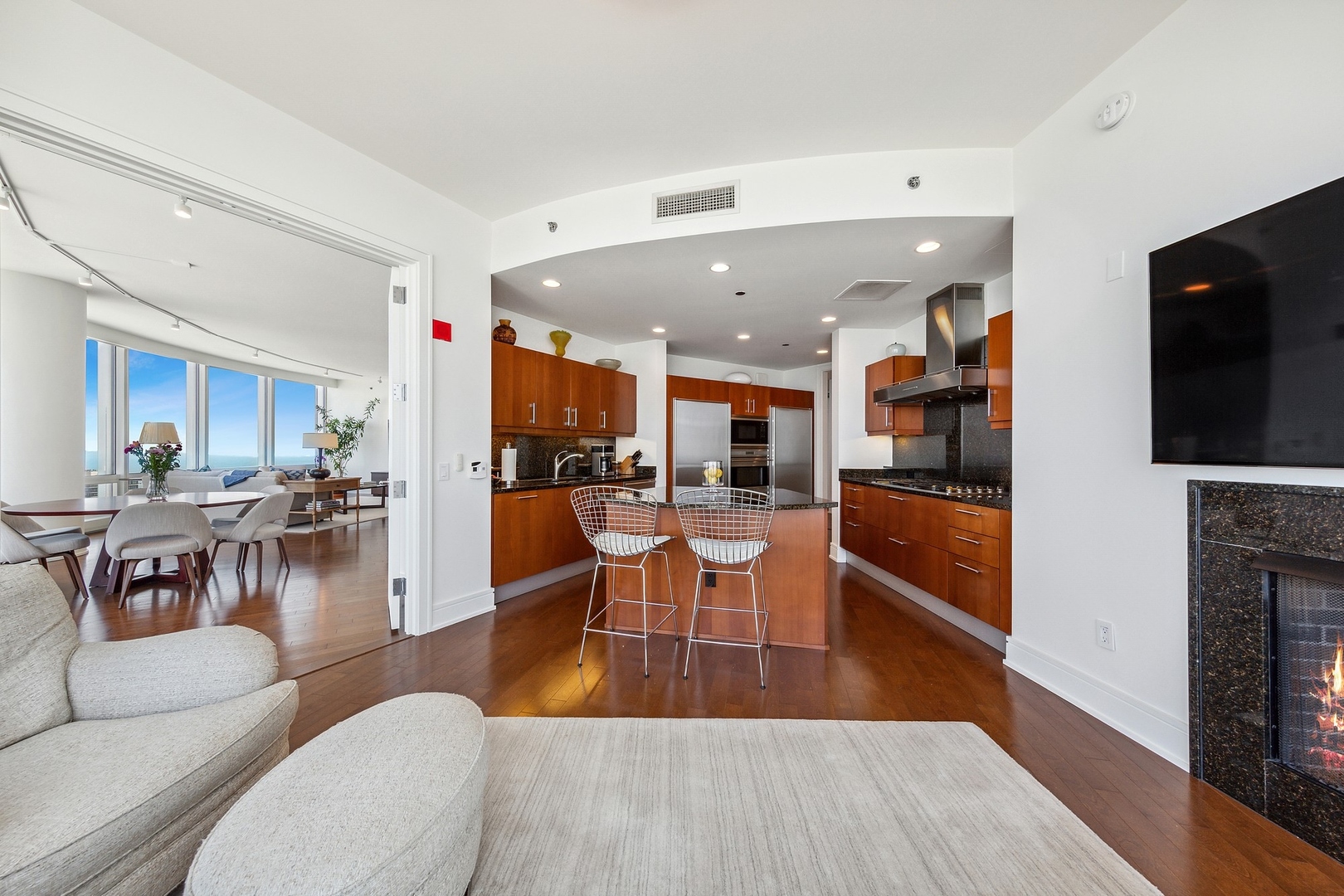 401 N Wabash Avenue Unit: 73A