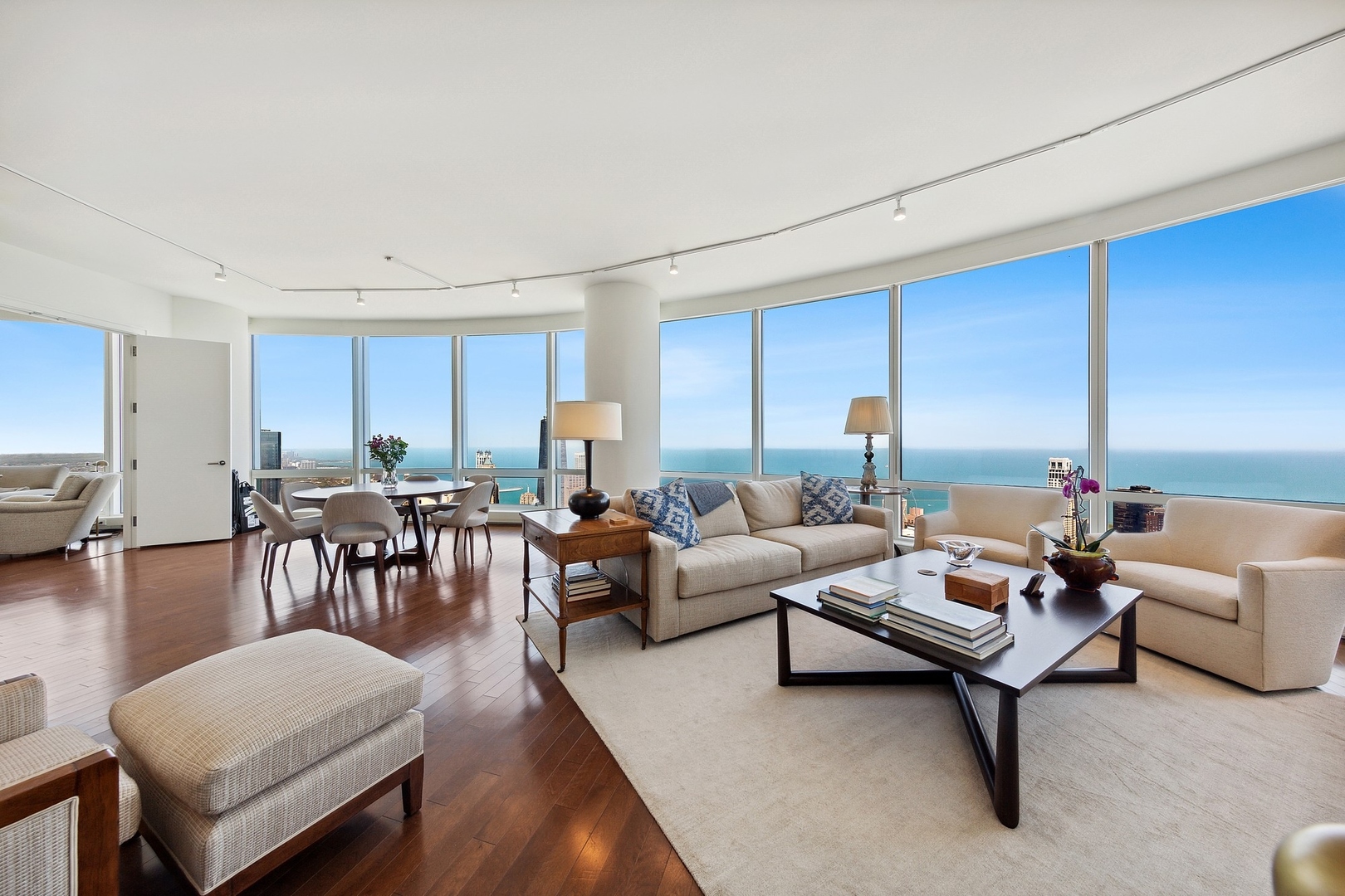401 N Wabash Avenue Unit: 73A