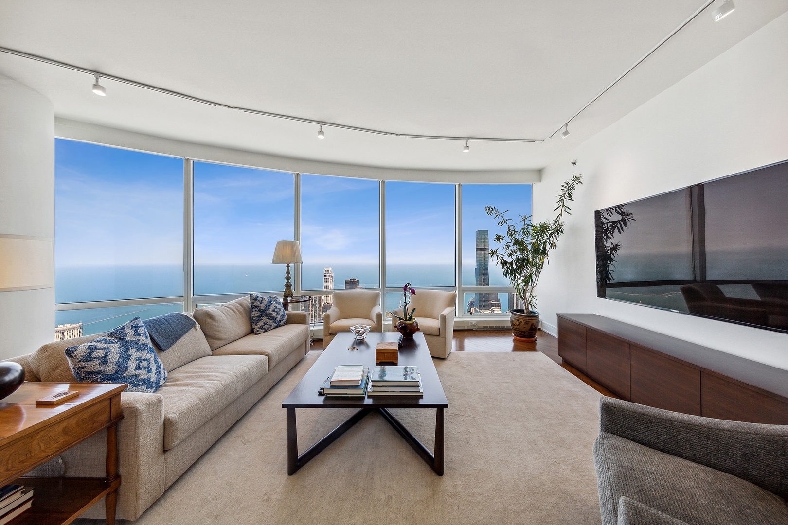 401 N Wabash Avenue Unit: 73A