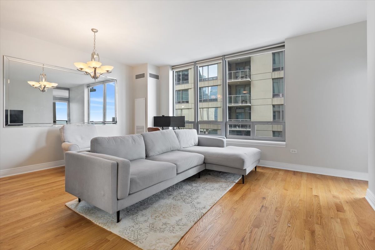 600 N Lake Shore Drive Unit: 1110
