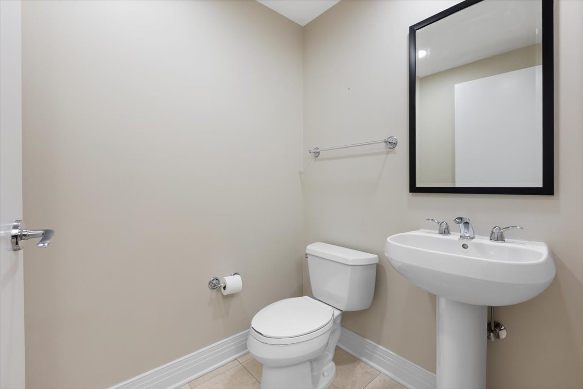 600 N Lake Shore Drive Unit: 1110