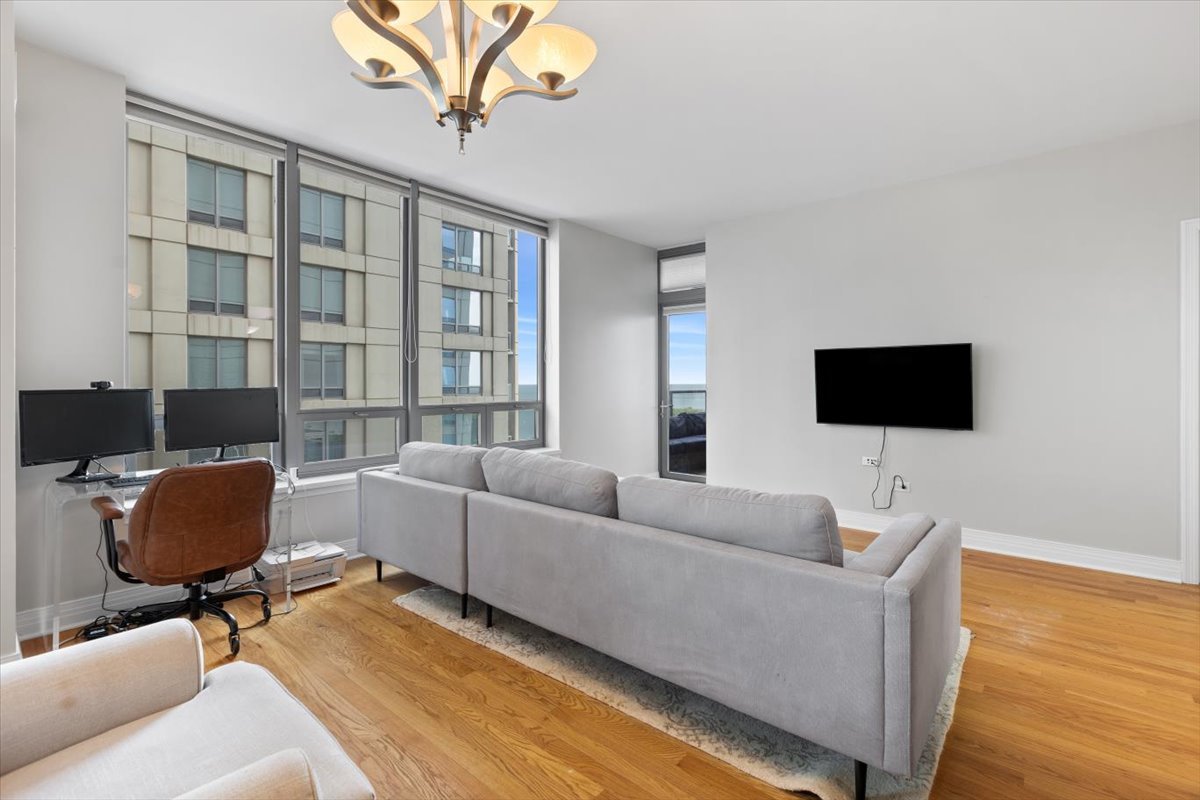 600 N Lake Shore Drive Unit: 1110