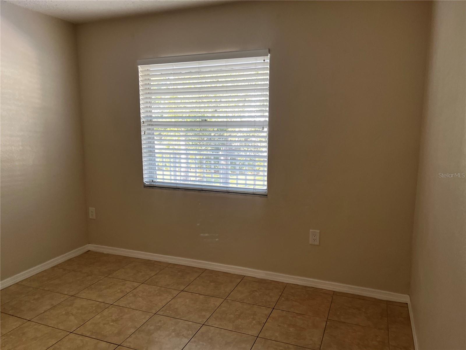 900 LA COSTA CIR #4