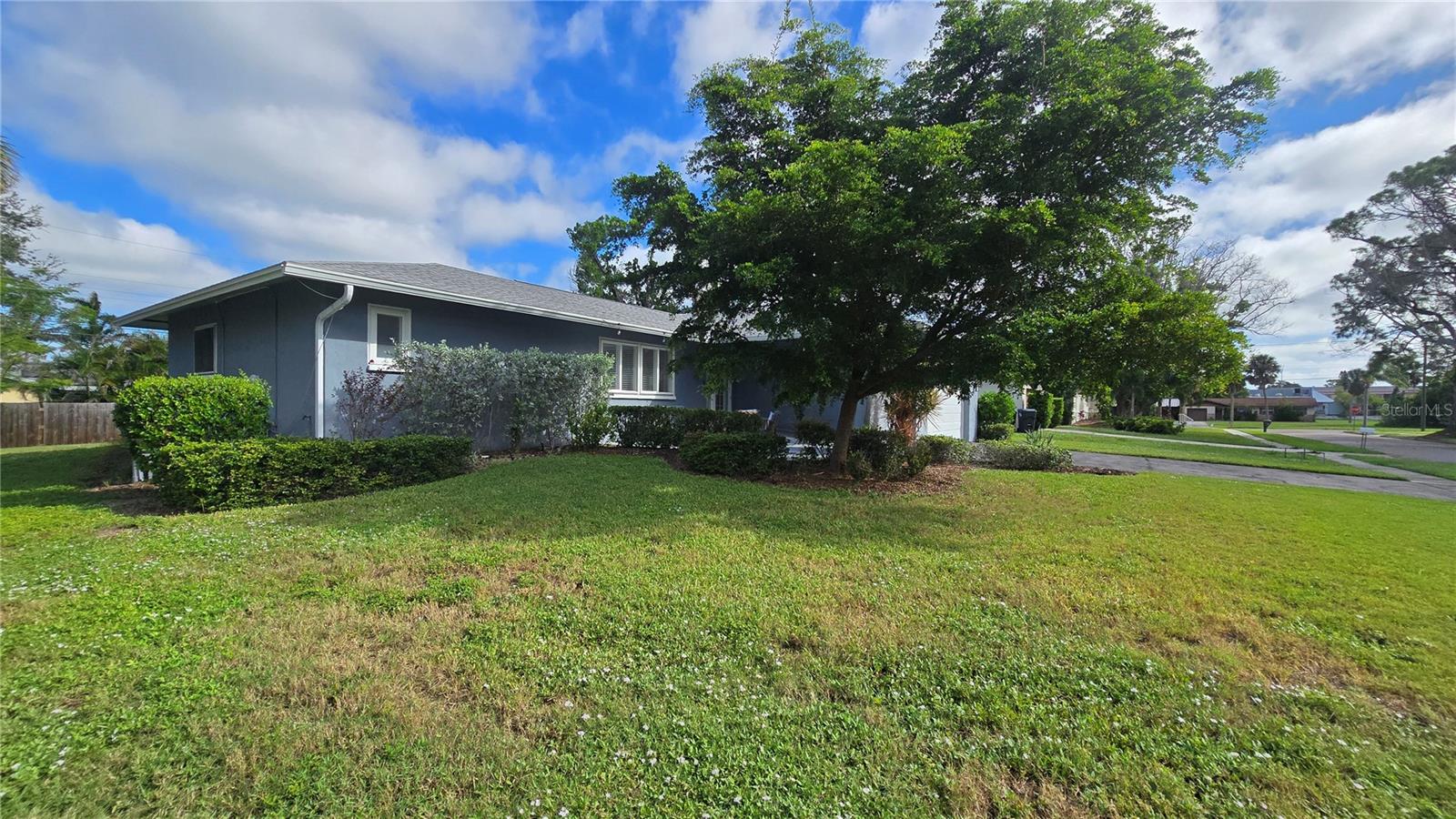 147 ADAIR AVE