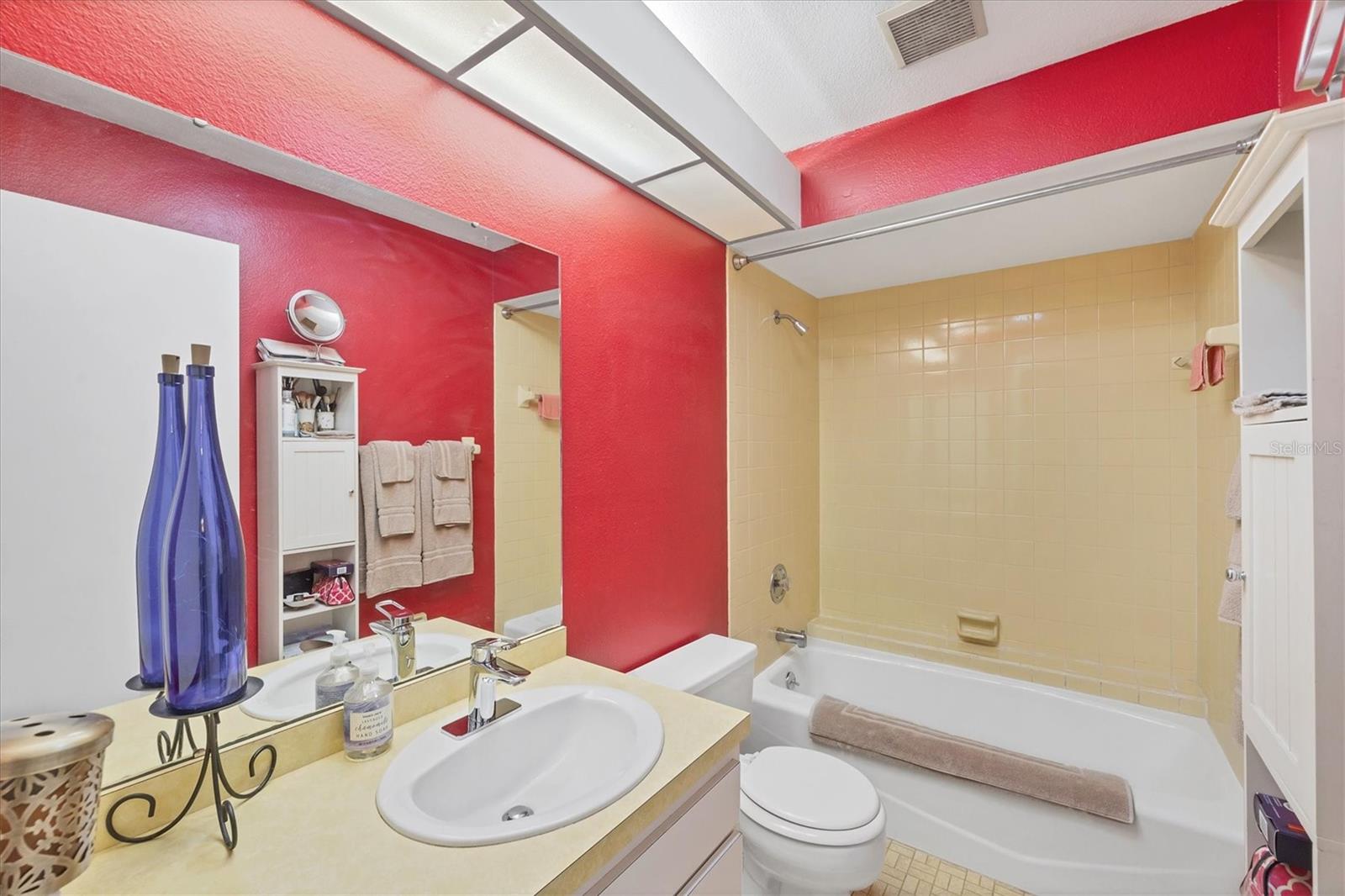 4101 CENTER GATE BLVD #1