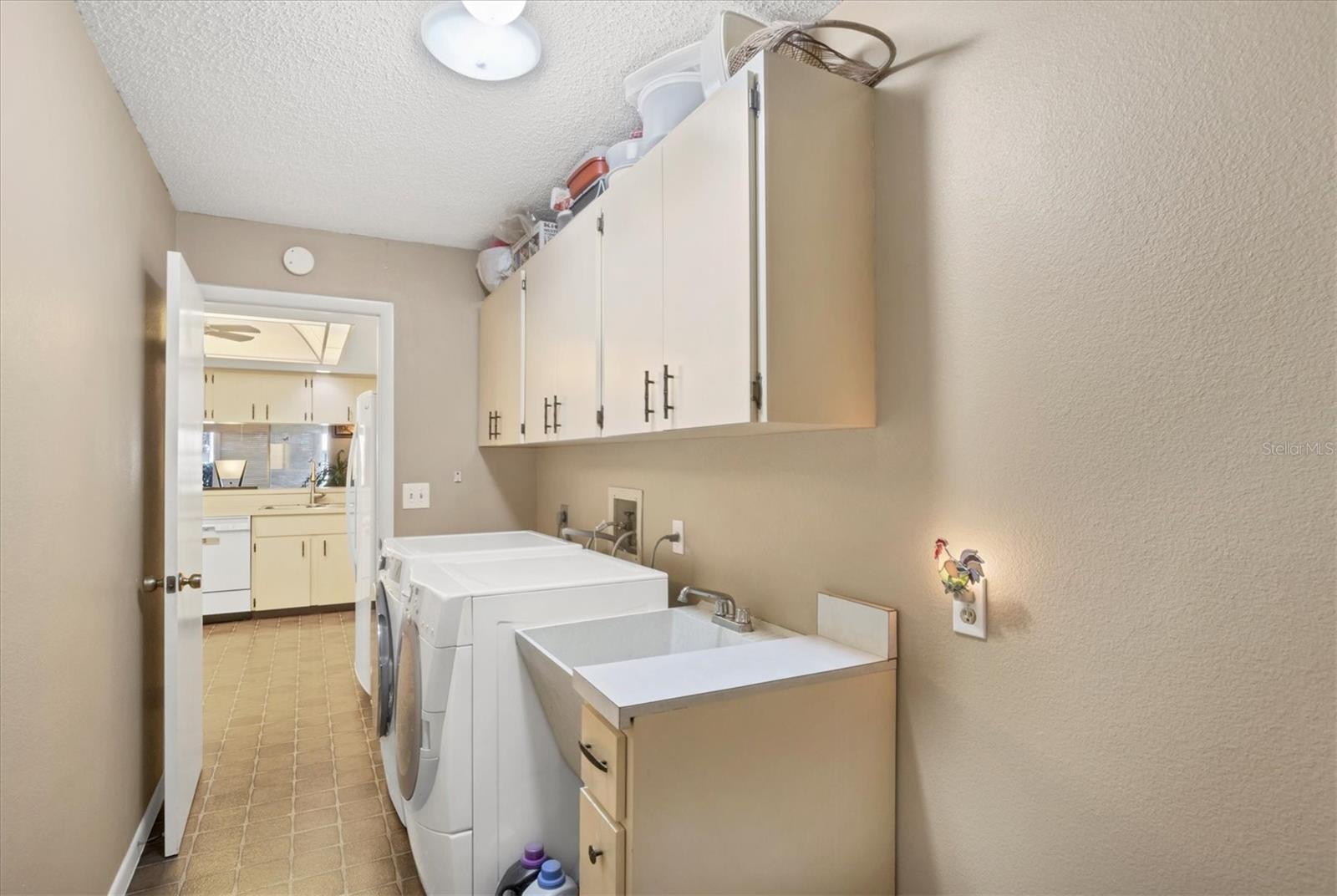 4101 CENTER GATE BLVD #1