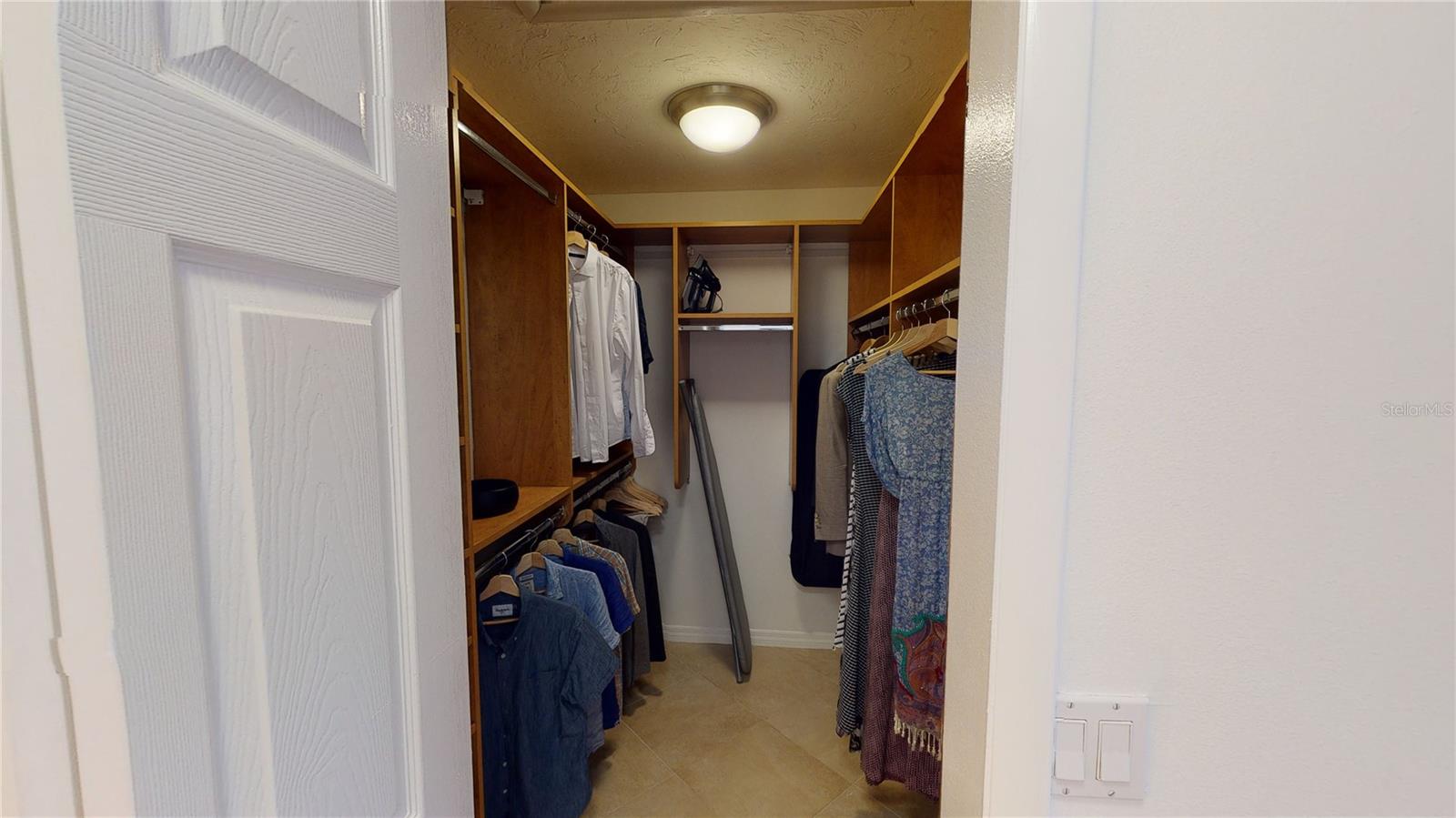 2749 ORCHID OAKS DR #302