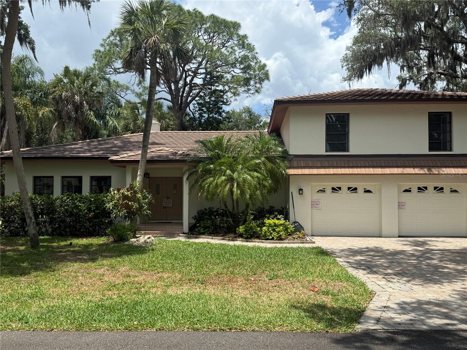 4533 FRIAR TUCK LN