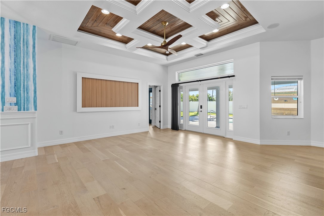 2415 W Price BLVD