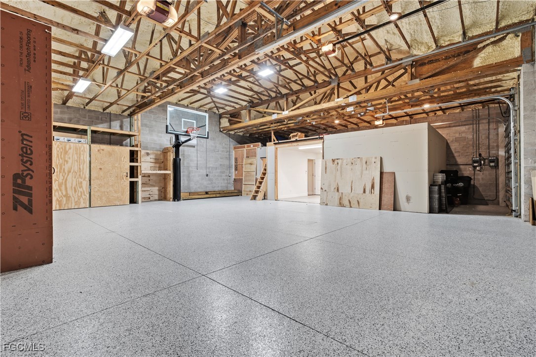 2415 W Price BLVD