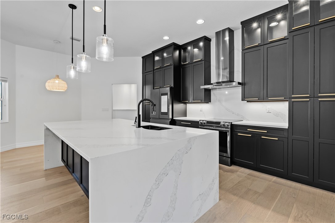 2415 W Price BLVD
