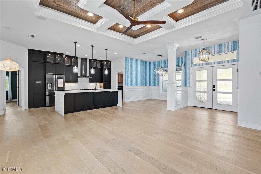 2415 W Price BLVD