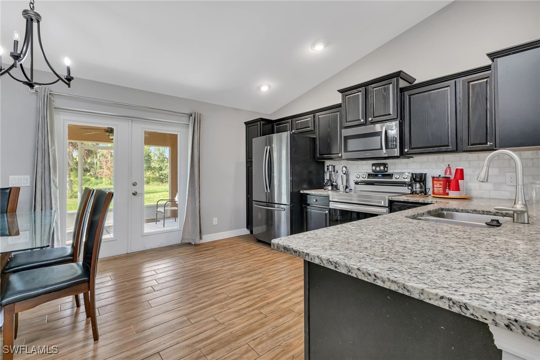 2149 Tropicaire BLVD