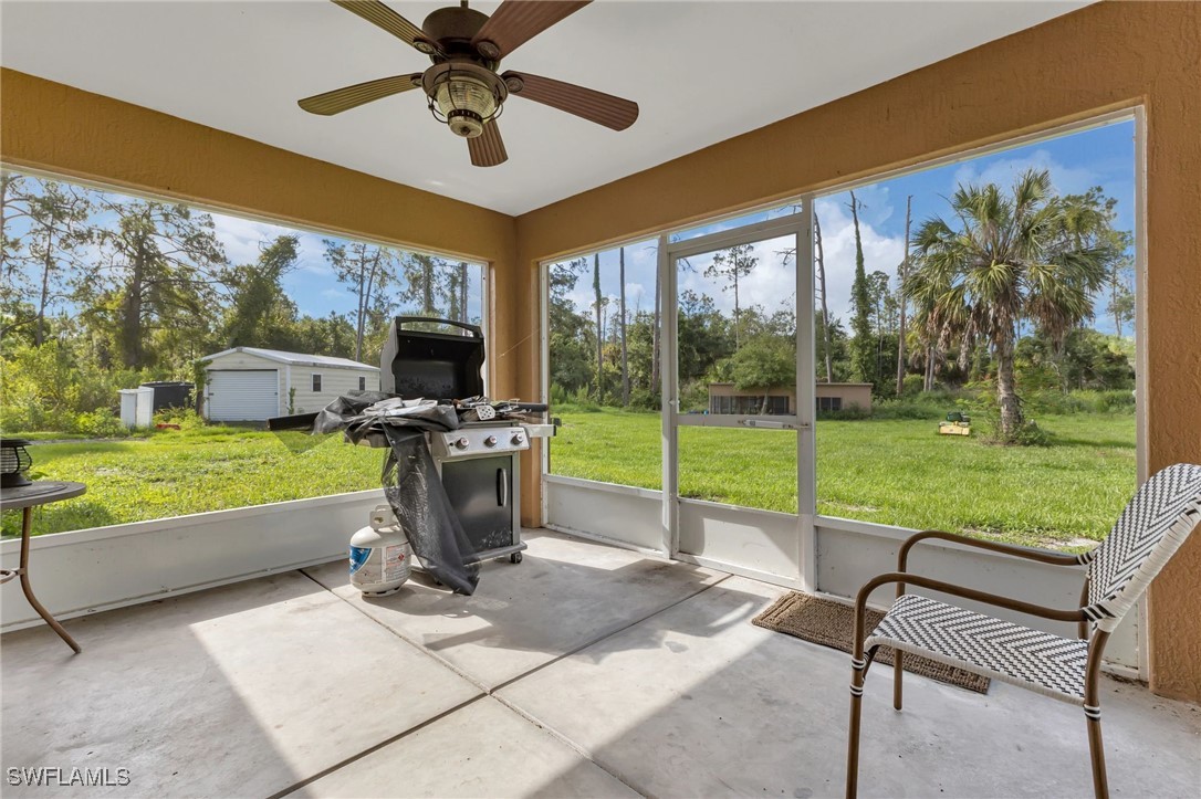 2149 Tropicaire BLVD