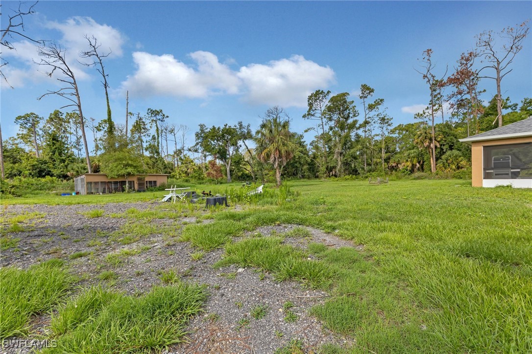 2149 Tropicaire BLVD