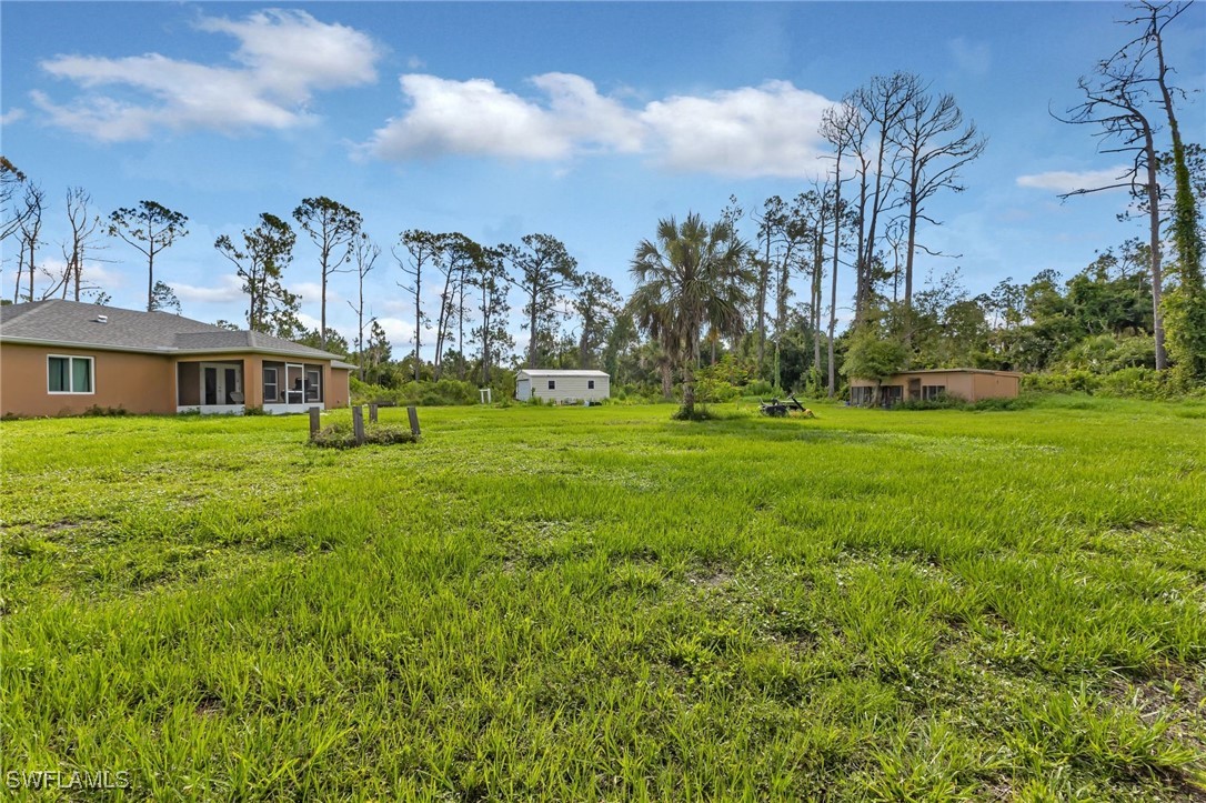 2149 Tropicaire BLVD