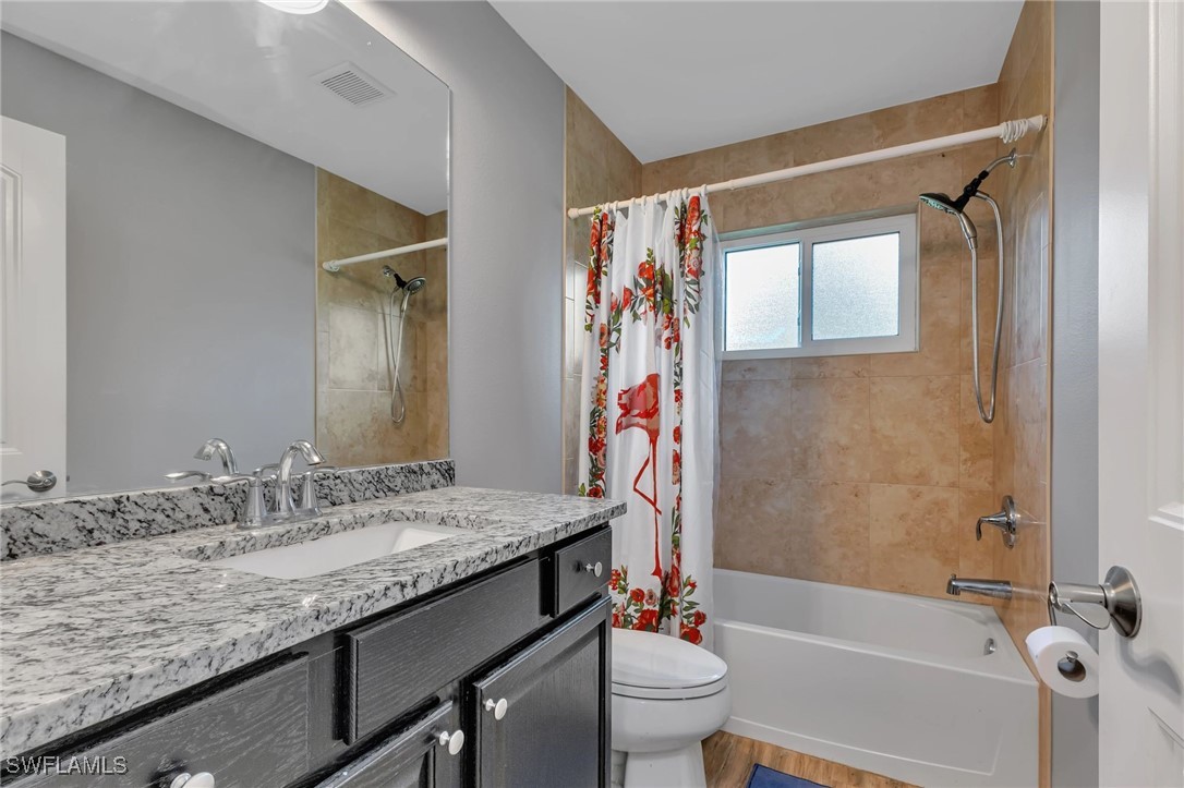 2149 Tropicaire BLVD