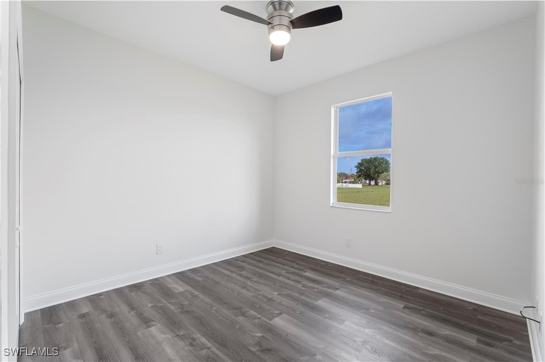 16077 Coruna CT