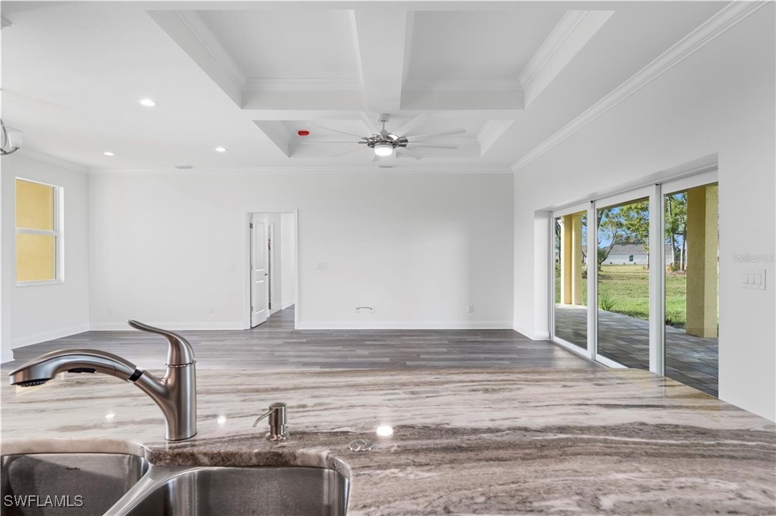 16077 Coruna CT