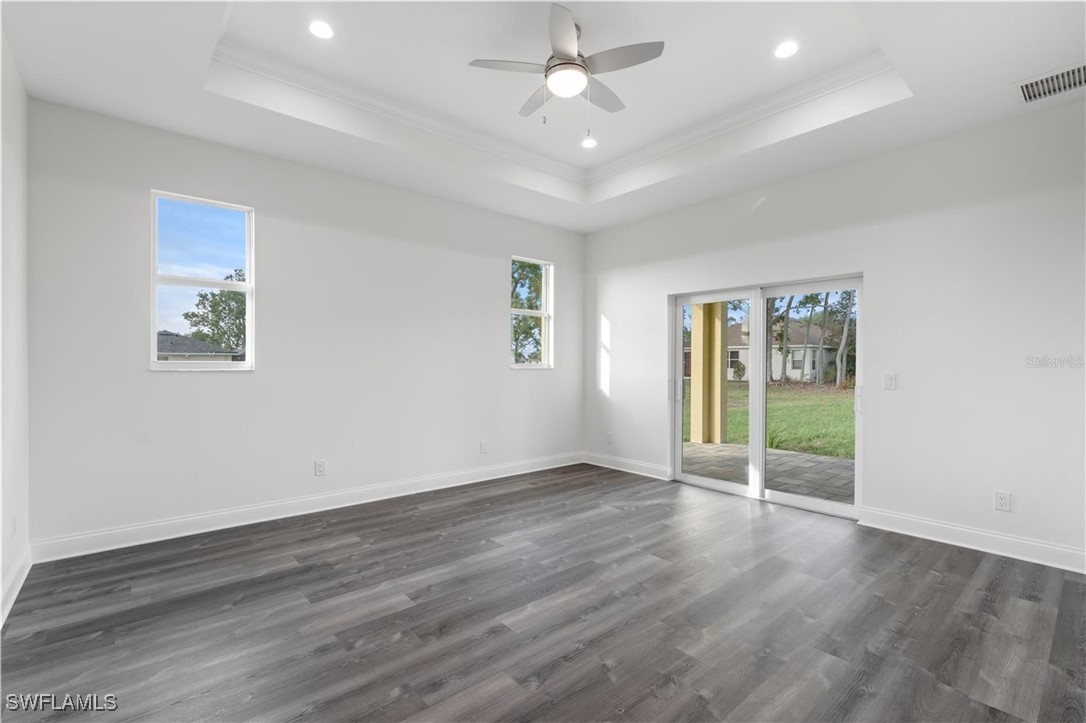 16077 Coruna CT