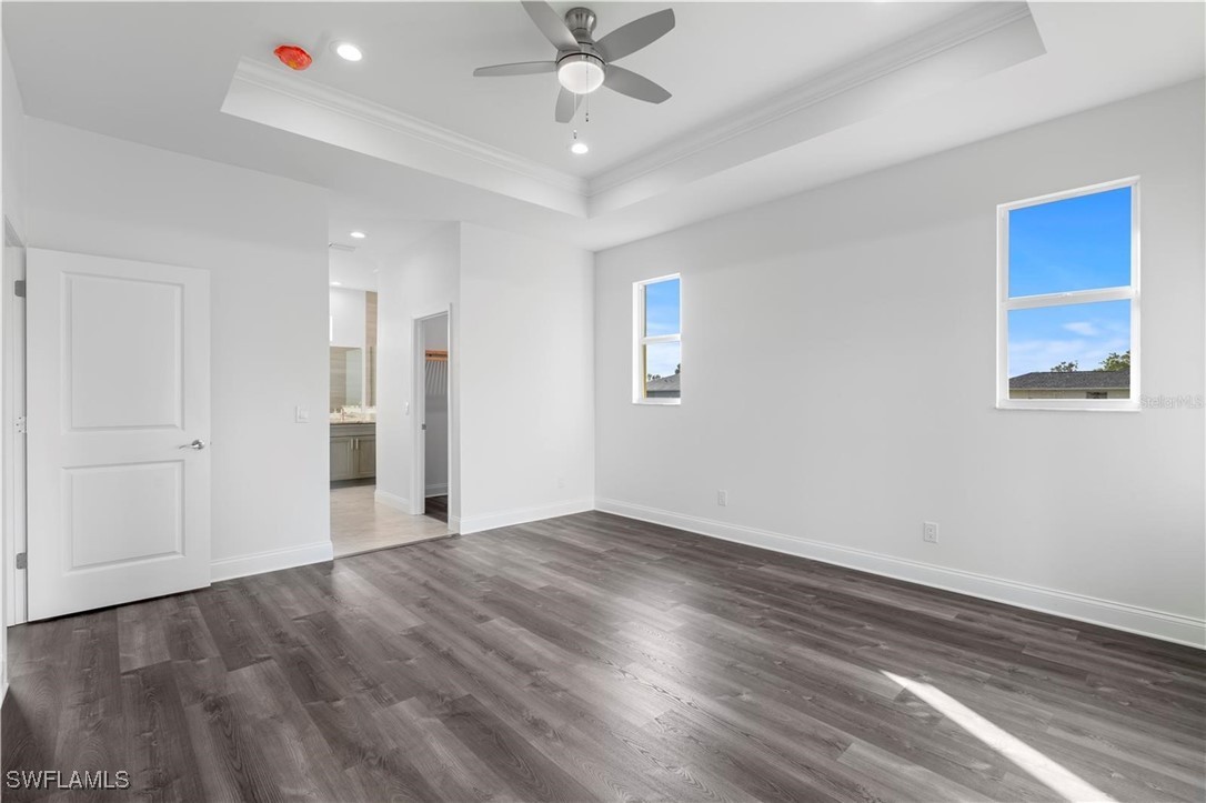 16077 Coruna CT