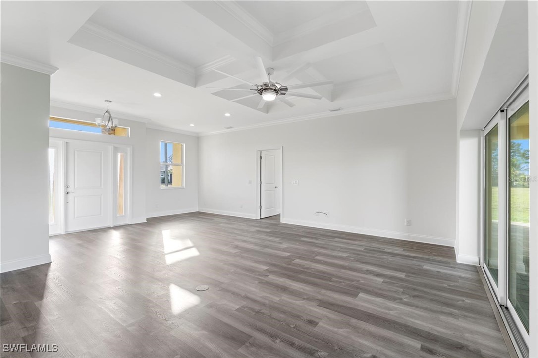 16077 Coruna CT