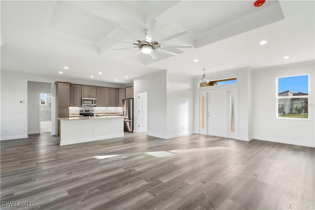 16077 Coruna CT