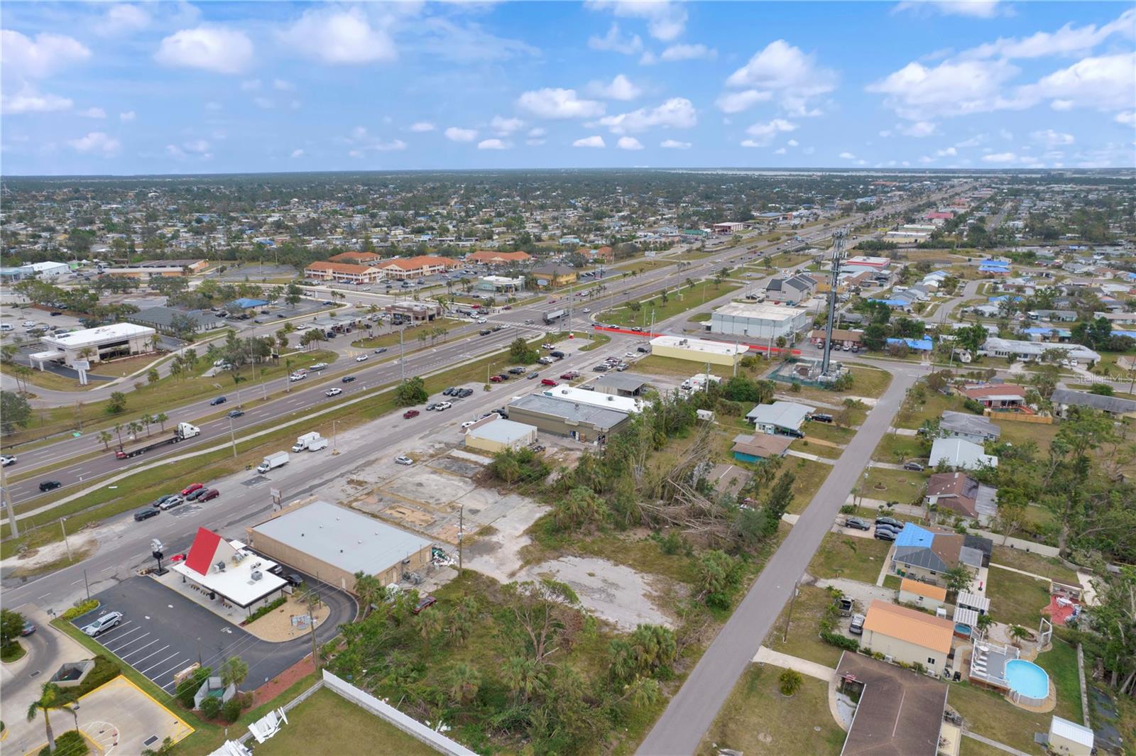 3325 TAMIAMI TRL