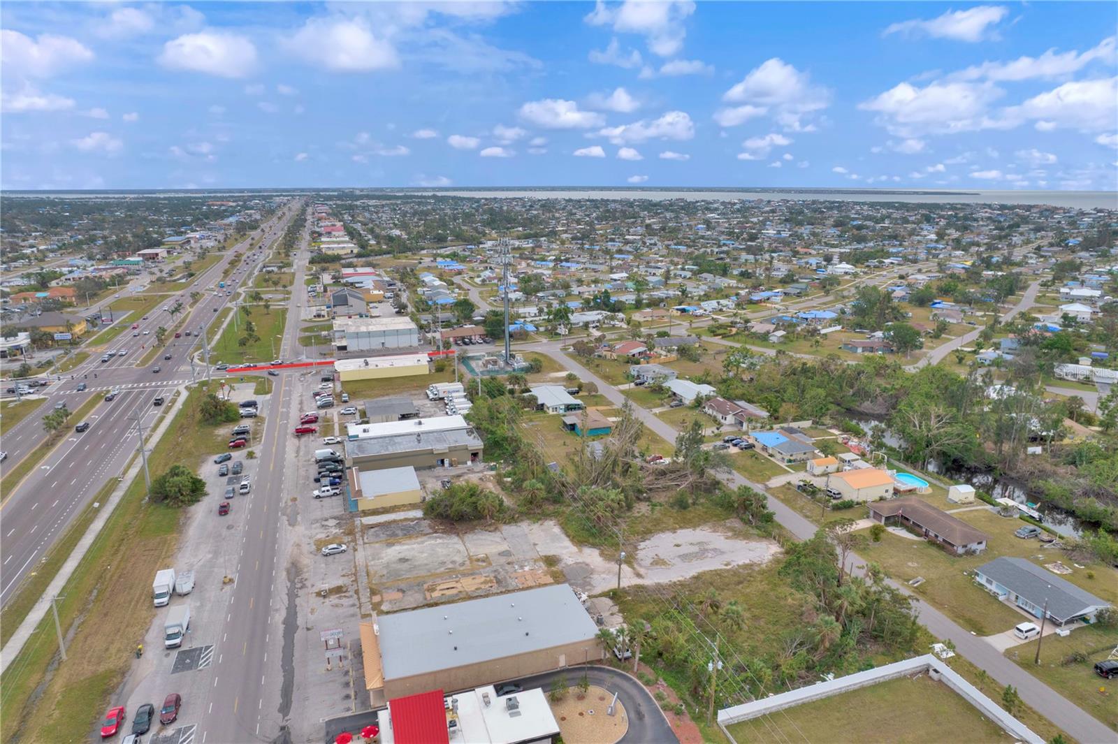 3325 TAMIAMI TRL