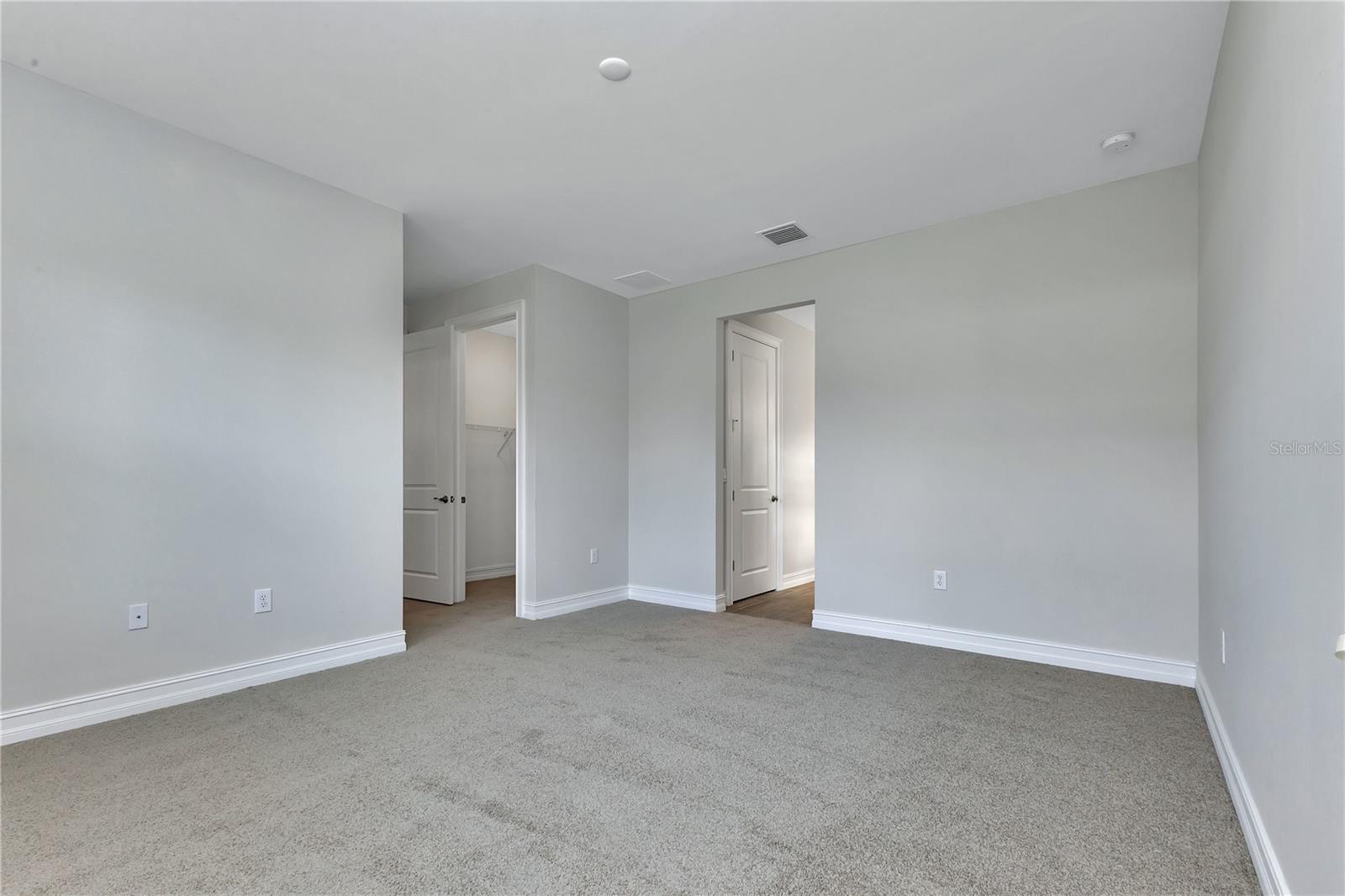 2725 COVER LN